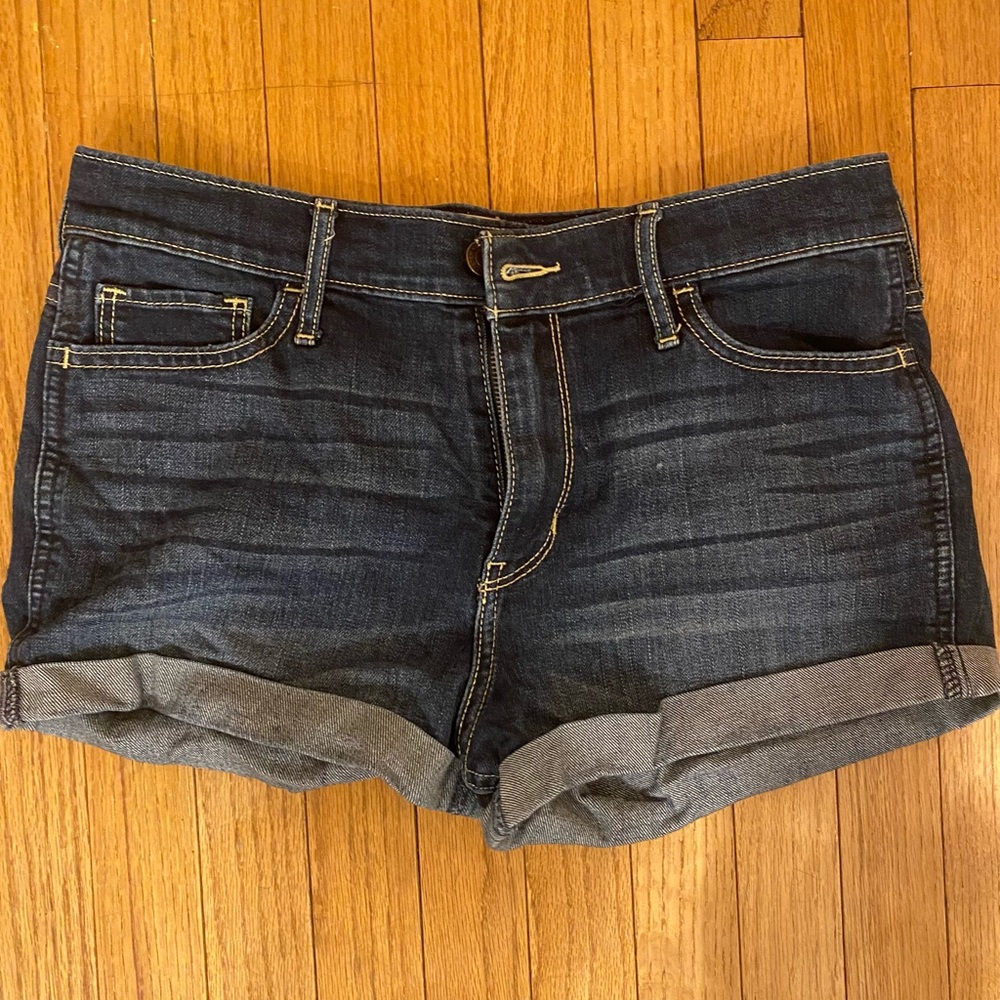 Short short high rise Jean shorts size 28